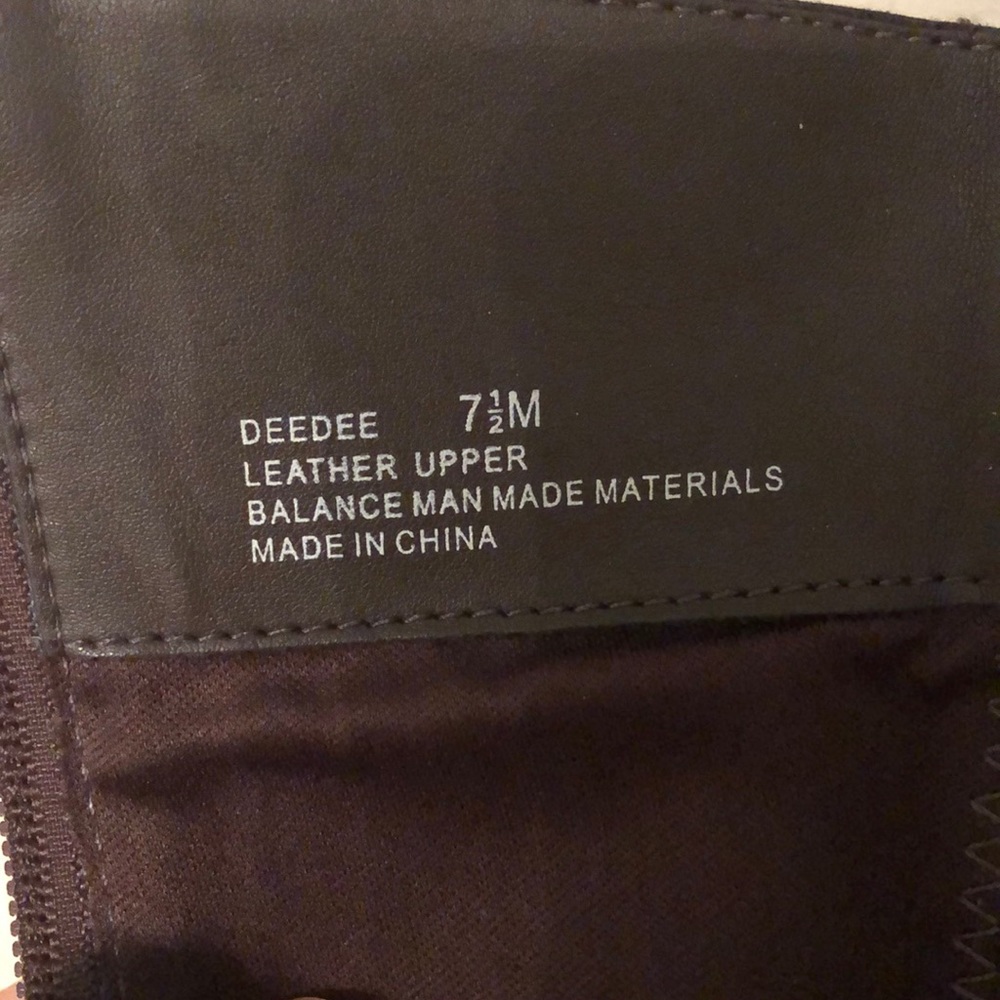 Boots - Picture 5 of 6